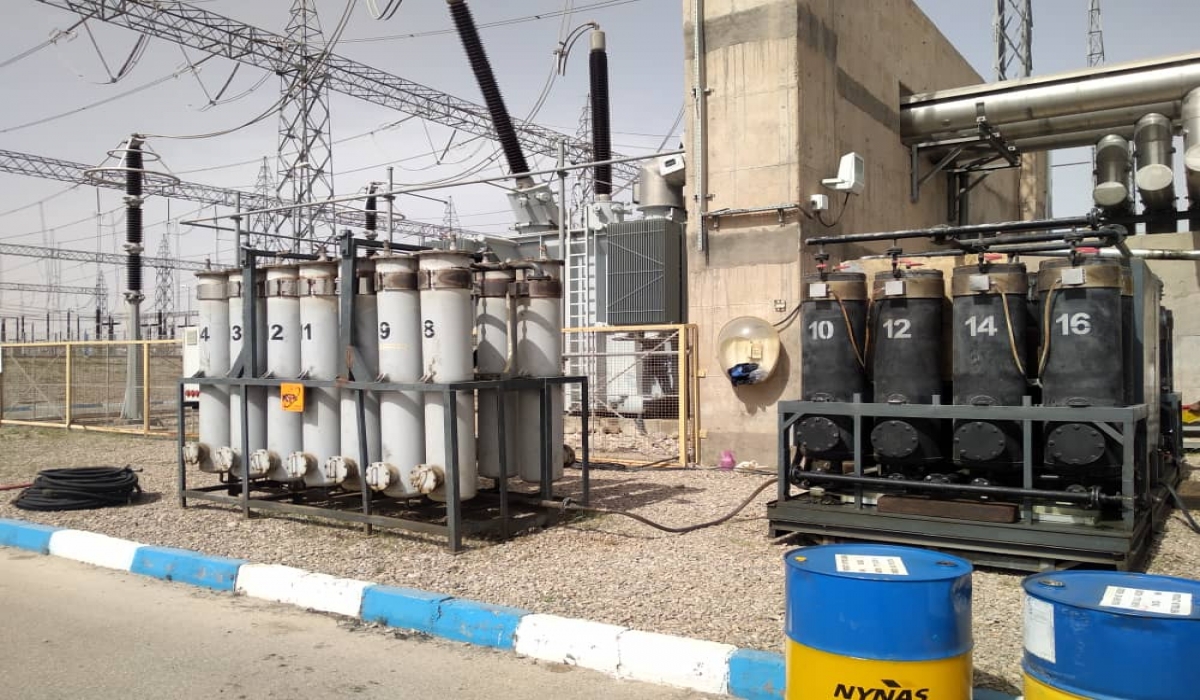 عملیات تصفیه شیمیایی روغن چهار دستگاه ترانسفورماتور نیروگاه شهید کاوه قائن